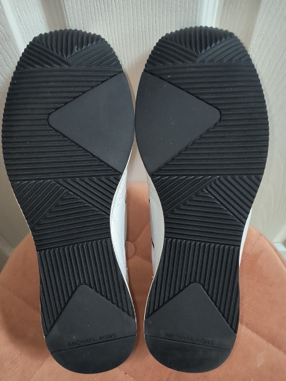 Michael Kors Maven Mixed-Media Slip-On Trainer Sneakers Size 9 - Picture 9 of 9